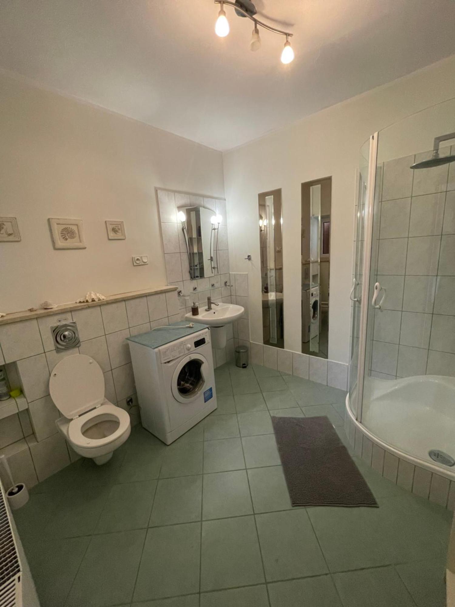 Apartament Airport Gdansk Ngoại thất bức ảnh
